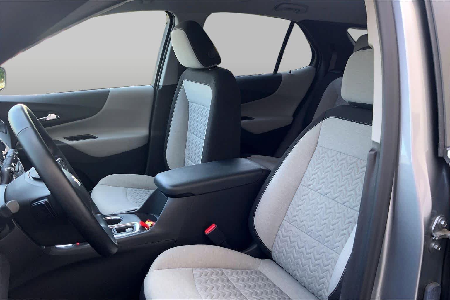 Used 2024 Sterling Gray Metallic Chevrolet LT image 7