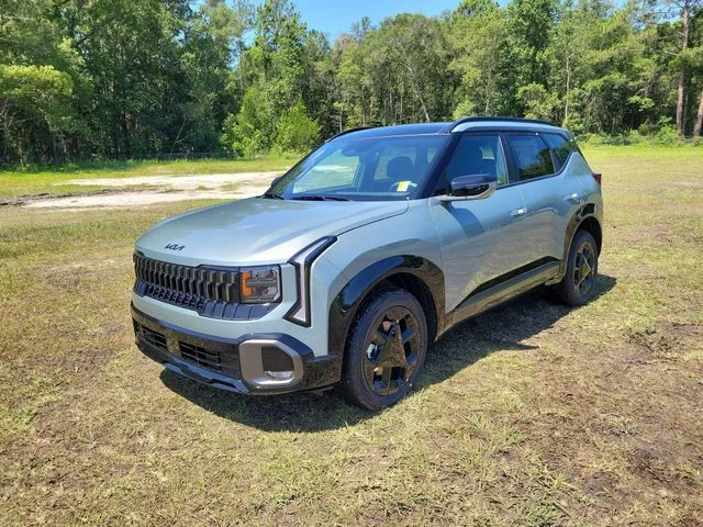 New 2027 Iceberg Green Kia X-Line S image 4