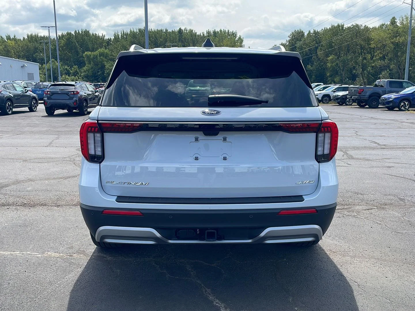 New 2026 Space White Metallic Ford Platinum image 4