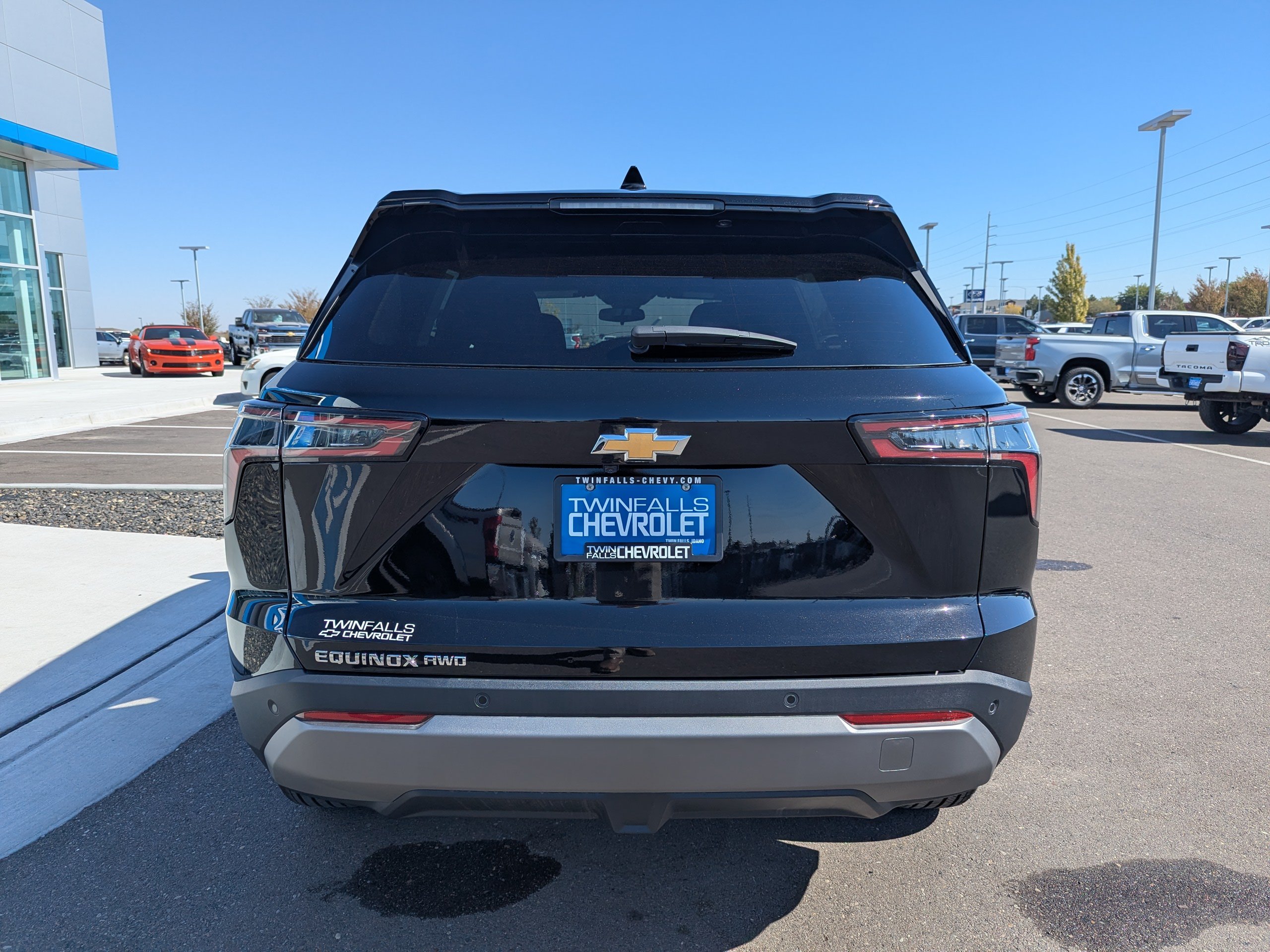 2027 Chevrolet Equinox LT - Photo 32