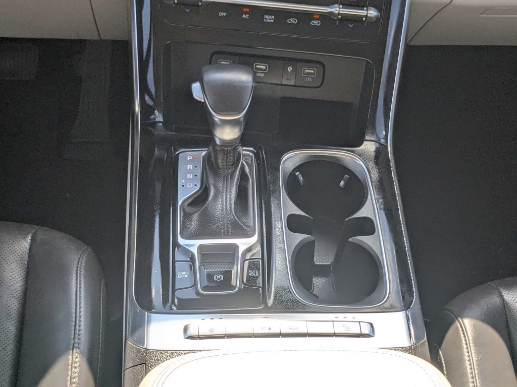 Used 2024 White Kia EX image 24