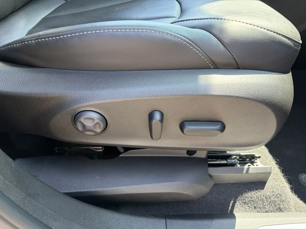 Used 2019 Gray Buick Essence image 32