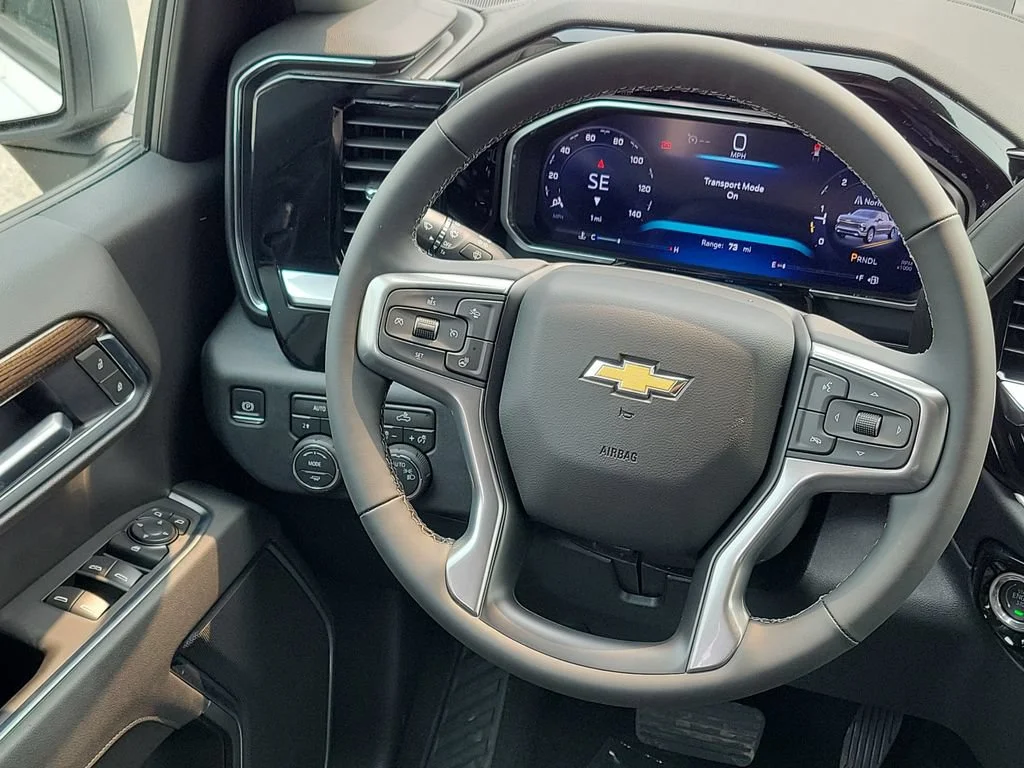 New 2026 Summit White Chevrolet LT (2FL) image 21