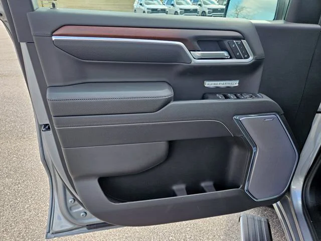 2026 GMC Sierra 1500 Denali - Photo 10