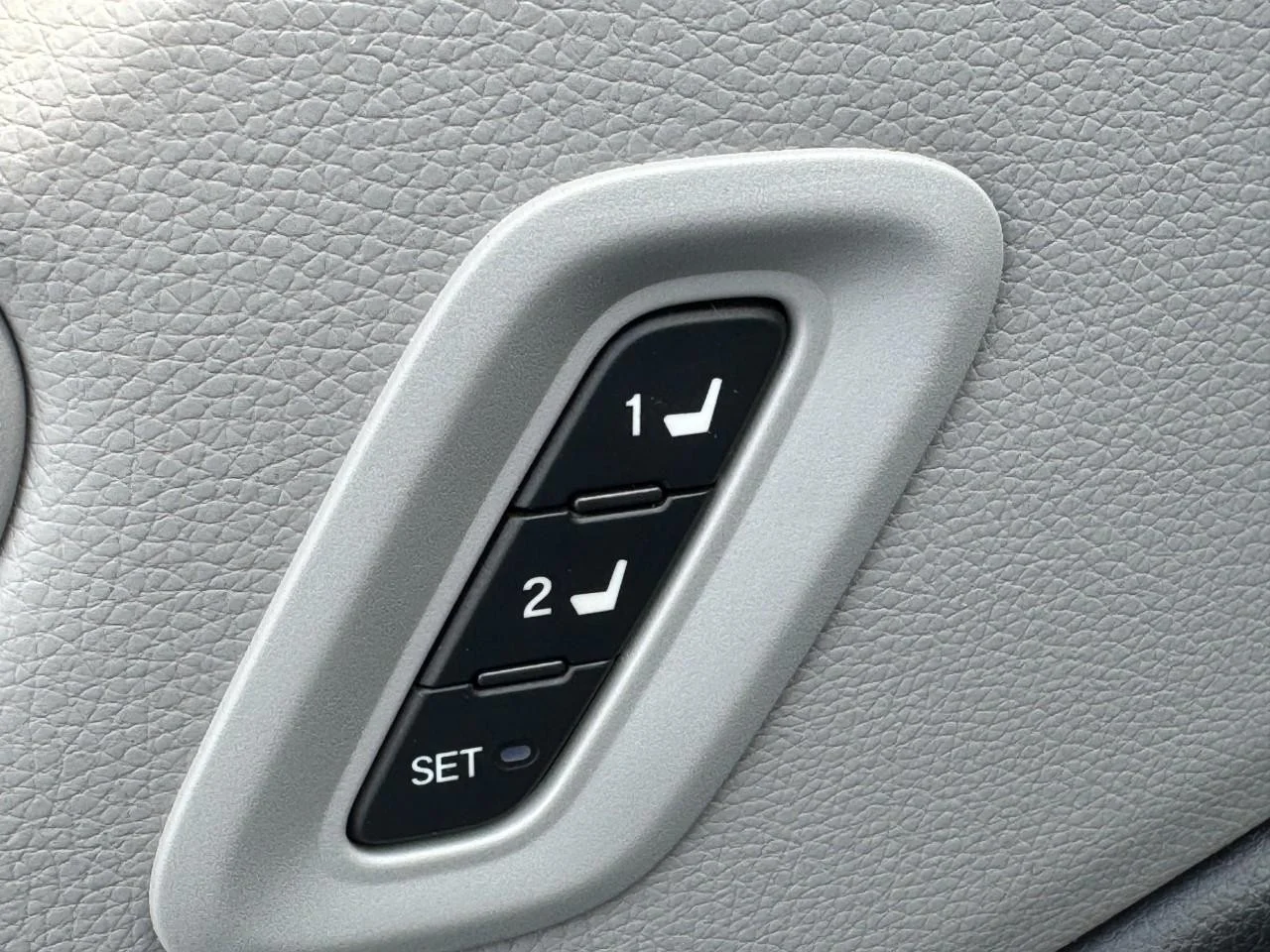 2023 Honda Pilot Elite - Photo 21