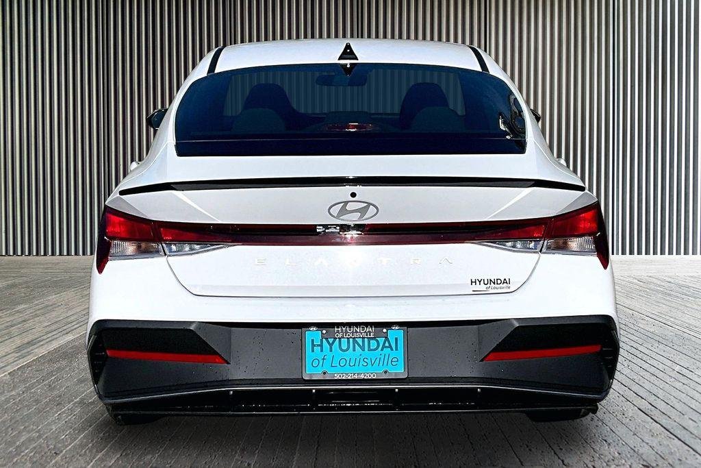 New 2026 Serenity White Hyundai SEL Sport image 4