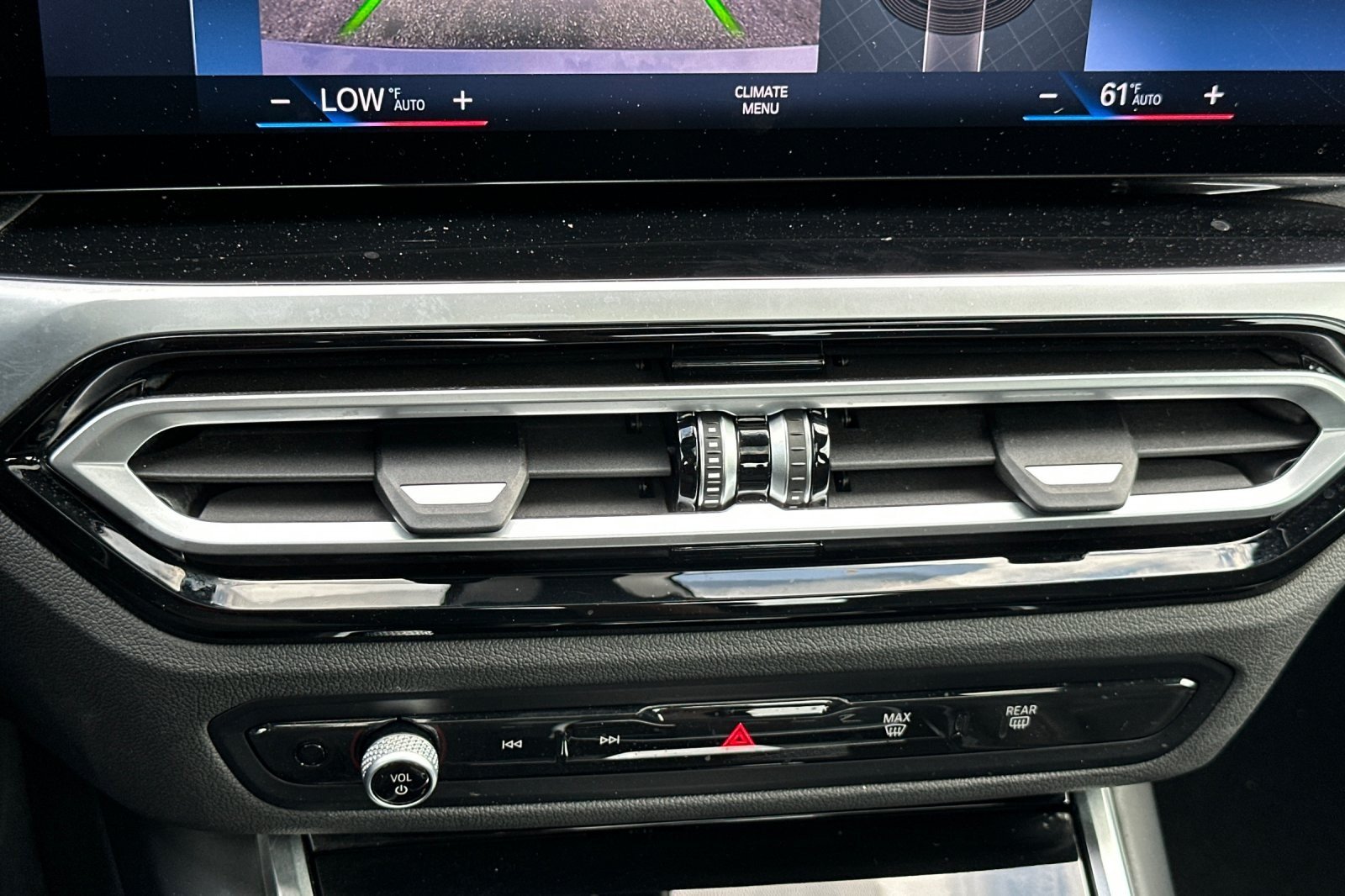 Used 2024 Skyscraper Grey Metallic BMW 330i image 19