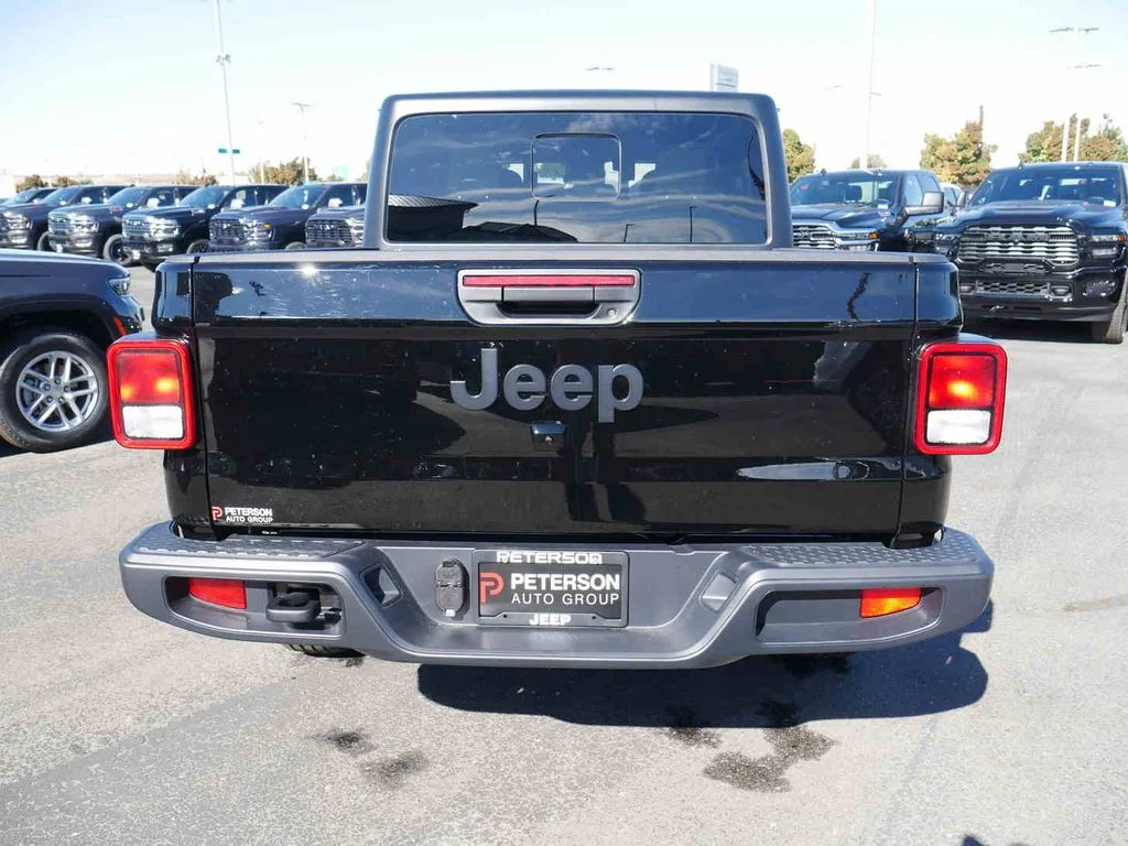 2025 Jeep Gladiator Sport S - Photo 20