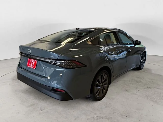 New 2026 Gray Nissan SL image 6