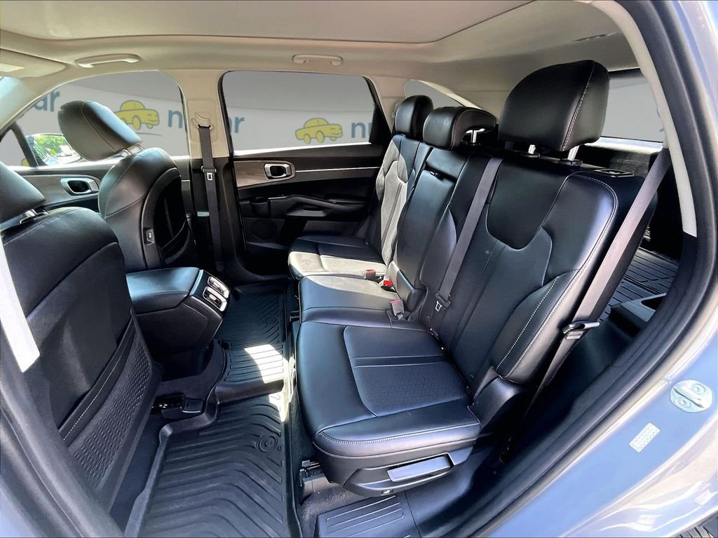 Used 2023 Silver Kia X-Line S image 22