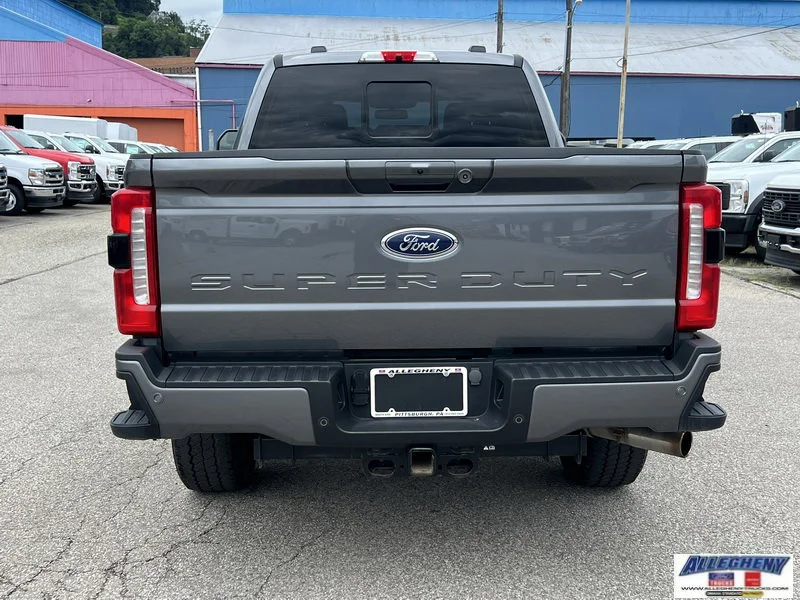 New 2024 Carbonized Gray Metallic Ford XLT image 7
