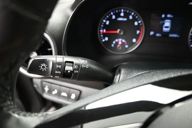 Used 2021 Black Kia EX image 29