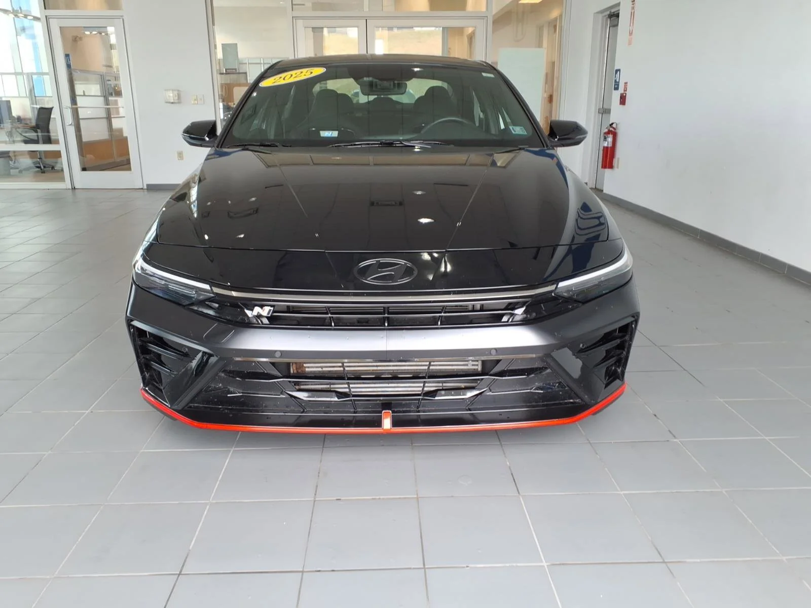 Used 2025 Abyss Black Hyundai Base image 2