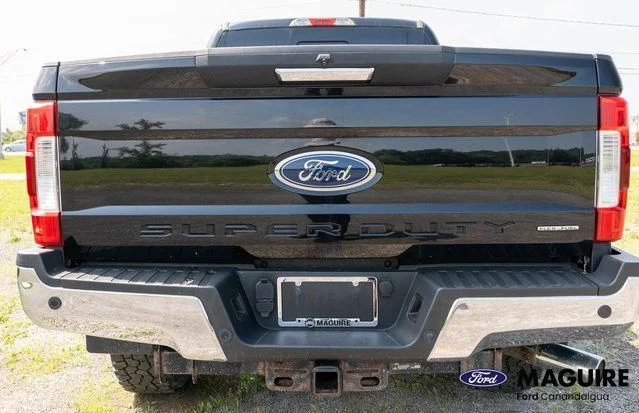 Used 2017 Black Ford XLT image 7
