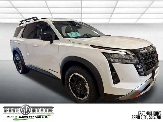 New 2026 Everest White Pearl TriCoat Nissan Rock Creek® image 7