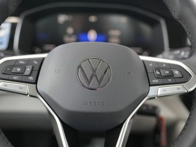 New 2026 Deep Black Pearl Volkswagen 1.5T S image 20
