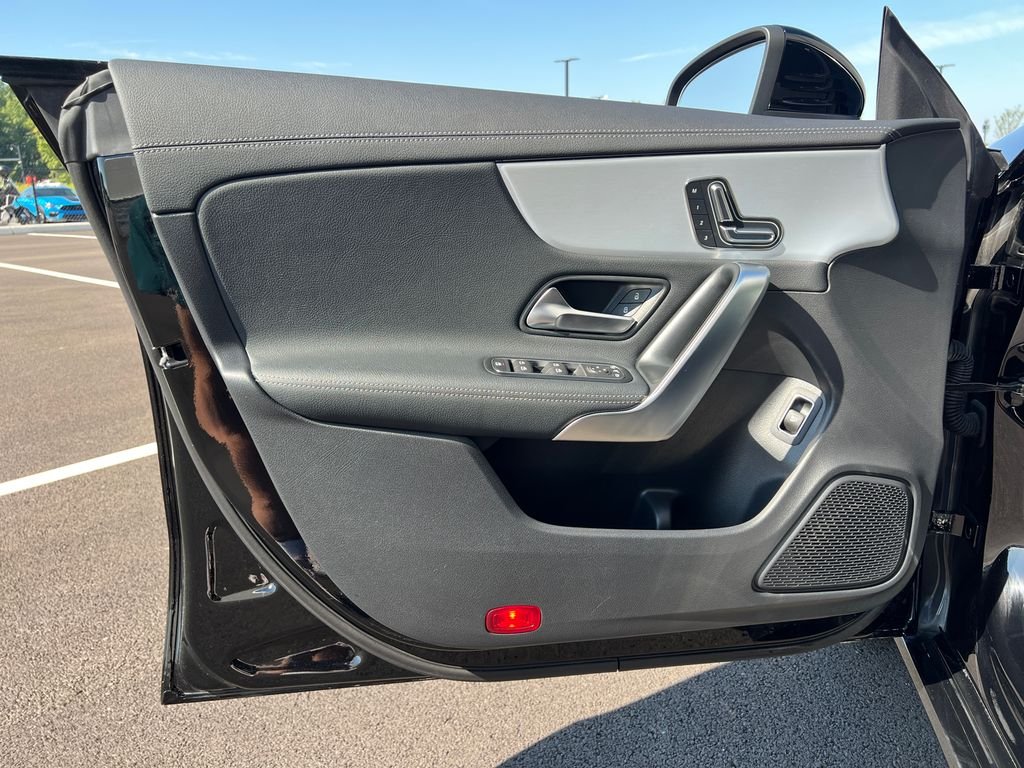 Certified Used 2025 Black Mercedes-Benz CLA 250 image 10