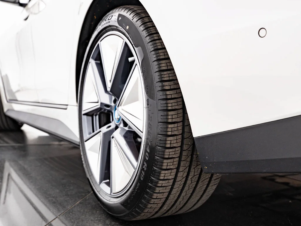 Used 2023 Mineral White Metallic BMW eDrive35 image 48