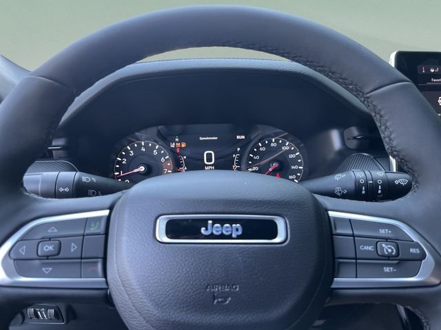 New 2026 Bright White Clearcoat Jeep Latitude Altitude image 24