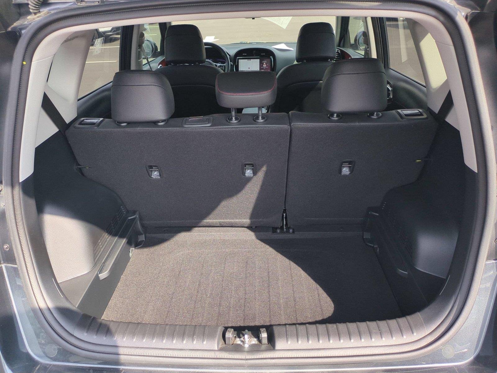 Used 2025 Gravity Gray Kia GT-Line image 34