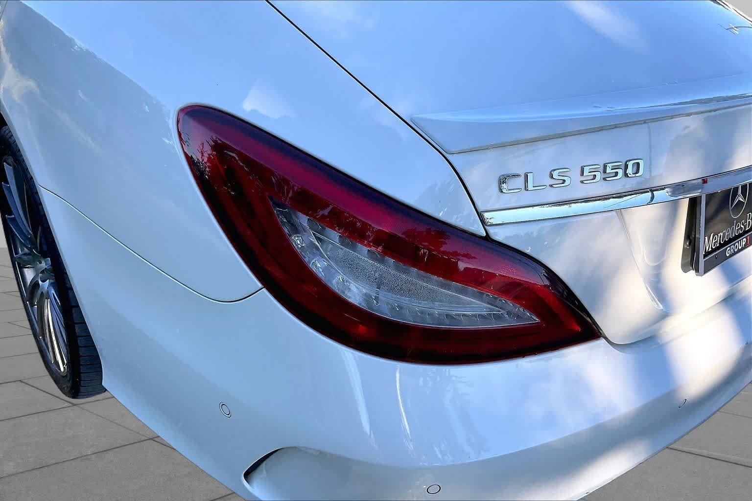 Used 2018 designo Diamond White Metallic Mercedes-Benz CLS 550 image 27