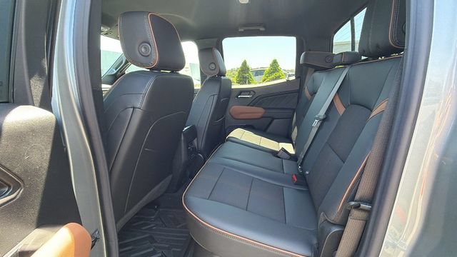 New 2026 Sterling Metallic GMC AT4 image 34