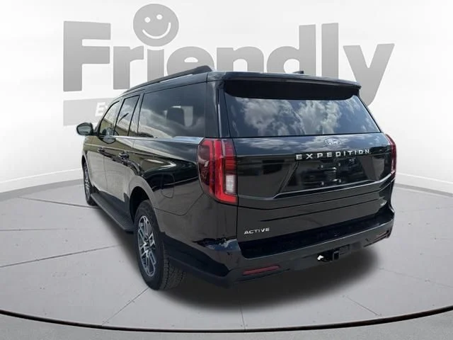Used 2026 Black Metallic Ford Active image 5