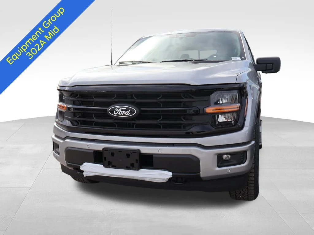 New 2026 Iconic Silver Metallic Ford XLT image 3