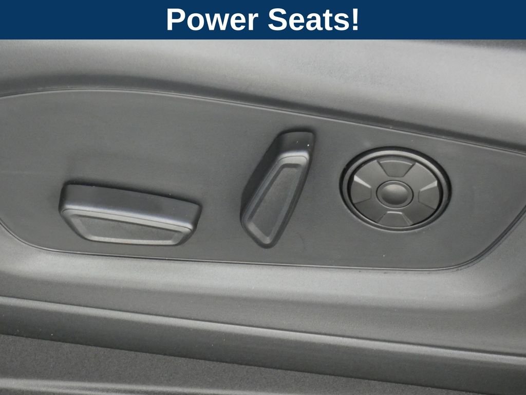 New 2027 Star White Metallic Tri-Coat Ford Platinum™ image 17