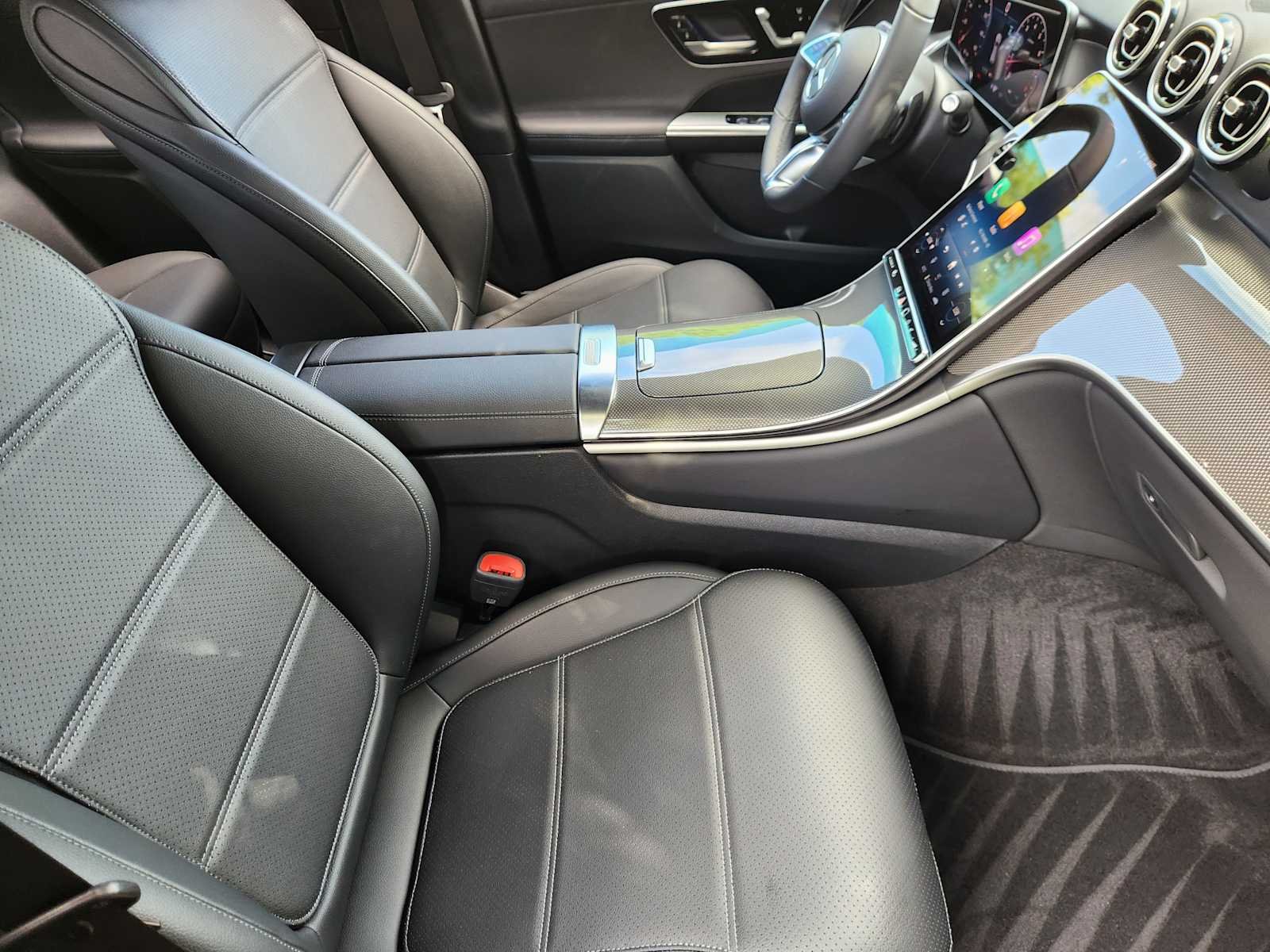Certified Used 2026 MANUFAKTUR Alpine Grey Mercedes-Benz GLC 300 image 12