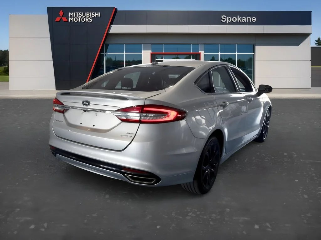Used 2018 Ingot Silver Metallic Ford SE image 4