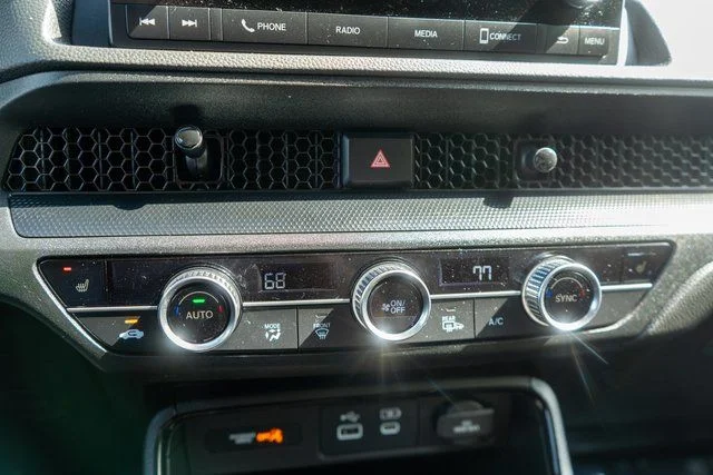 Used 2024 White Honda EX image 29