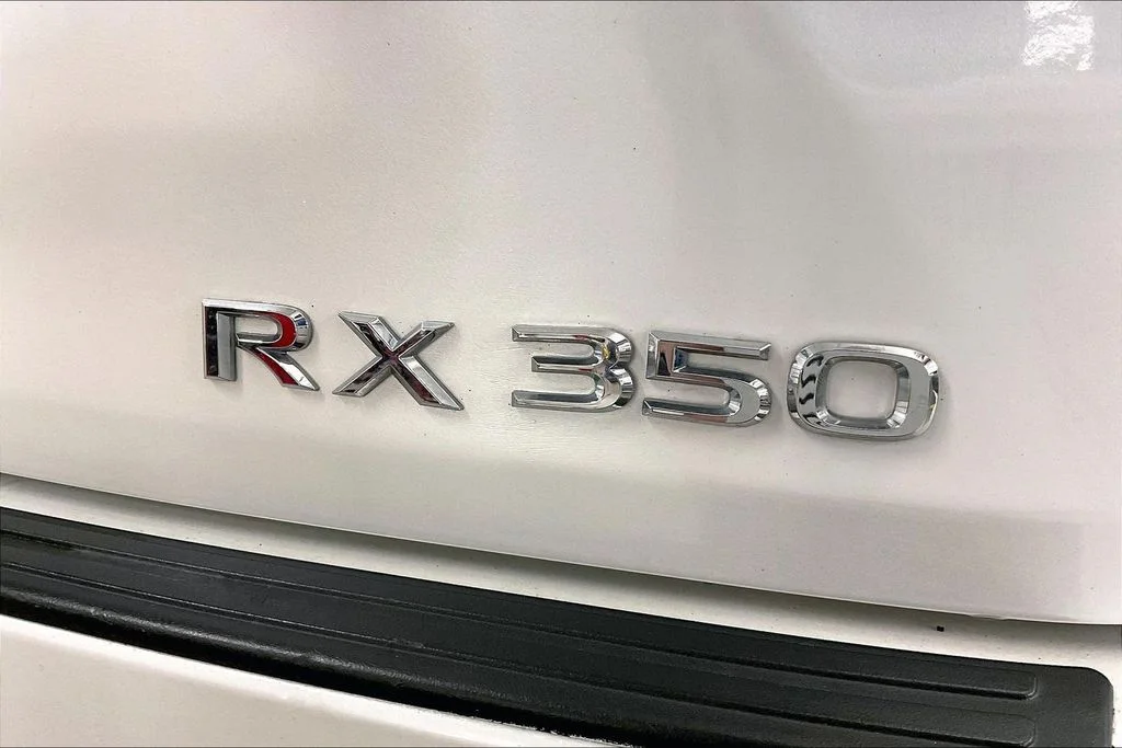Used 2017 White Lexus 350 image 11