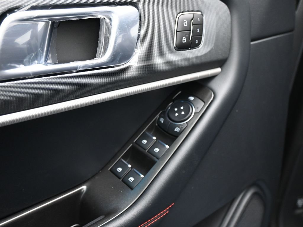 New 2026 Carbonized Gray Metallic Ford ST-Line image 11