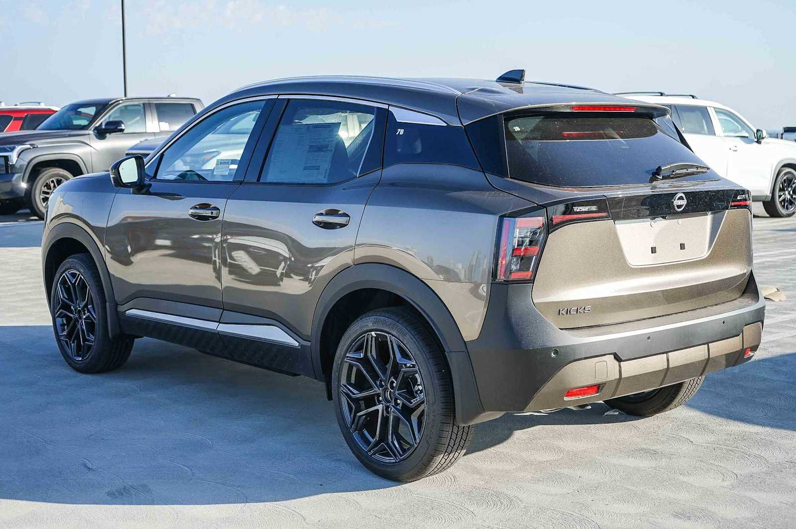 New 2027 Canyon Bronze Metallic Nissan SR image 6