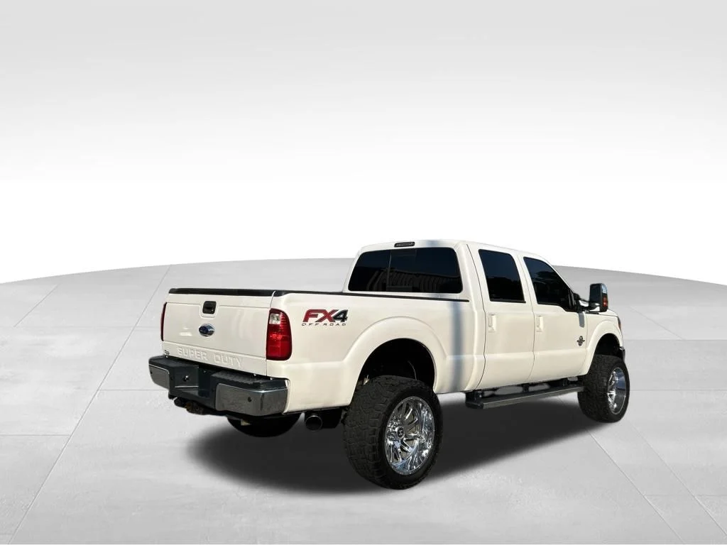 Used 2015 White Ford Lariat image 5