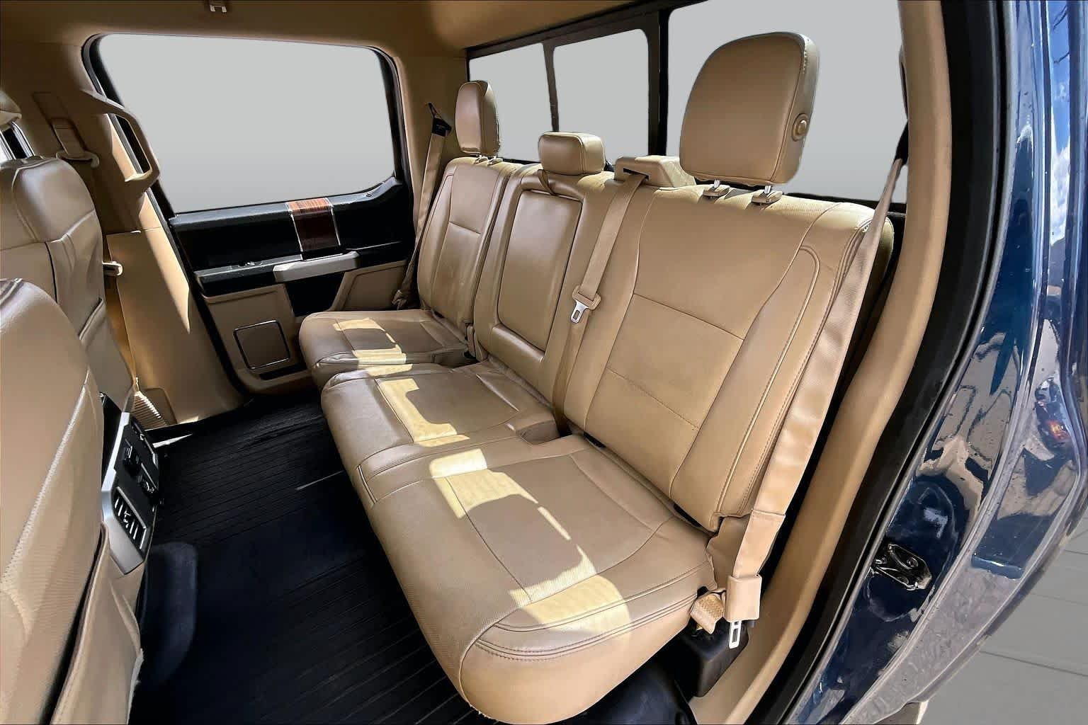 Used 2015 Blue Jeans Metallic/Caribou Metallic Ford Lariat image 20