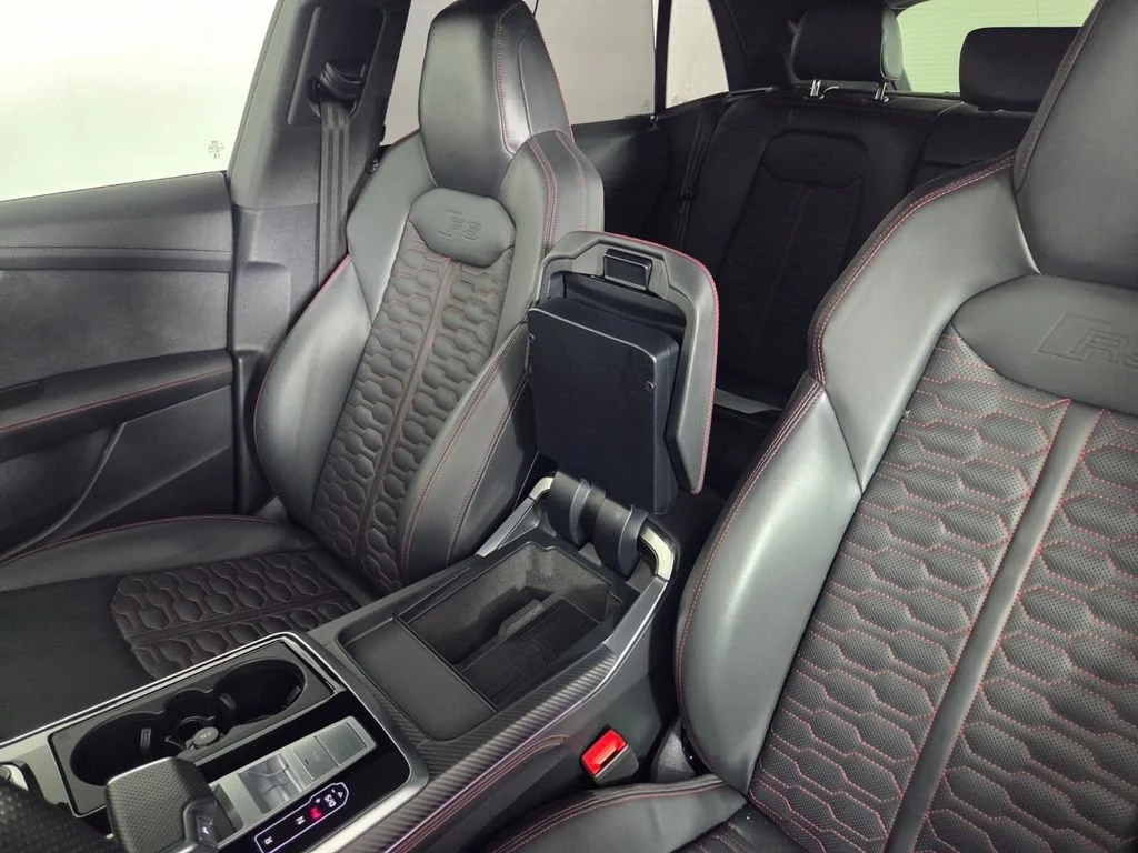 Used 2024 Daytona Gray Pearl Effect Audi 4.0T image 20
