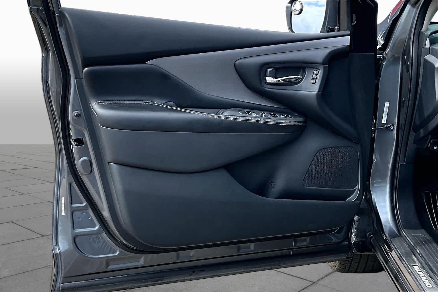Used 2020 Gun Metallic Nissan SL image 22