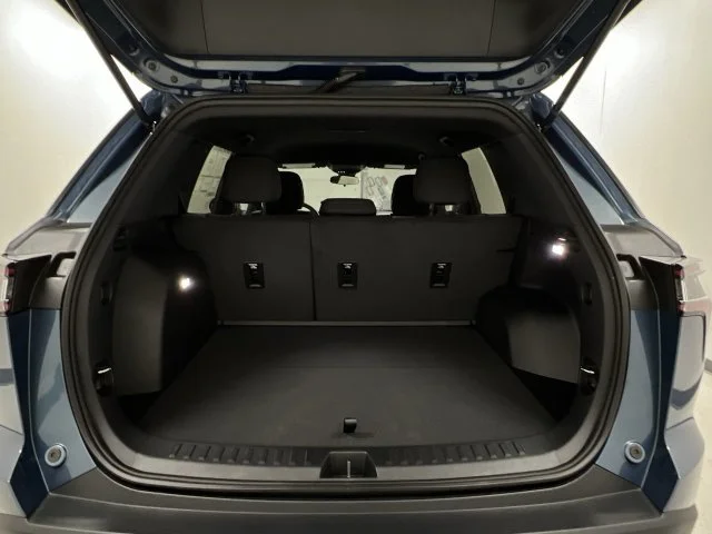 2027 Chevrolet Equinox LT - Photo 26