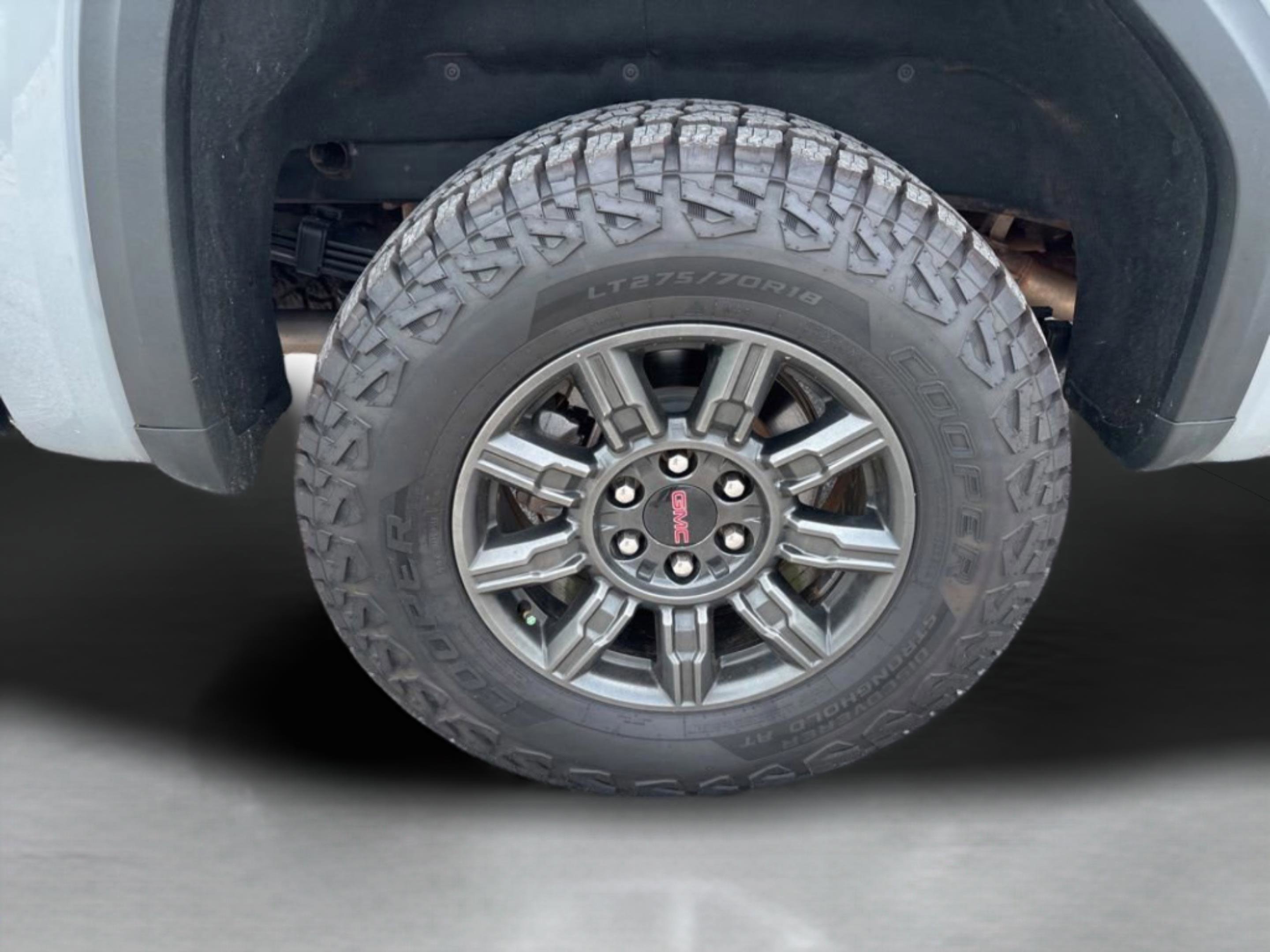 2024 GMC Sierra 1500 AT4X - Photo 13