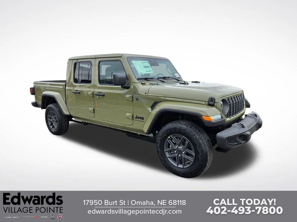 2026 Jeep Gladiator Sport S Auto's photo
