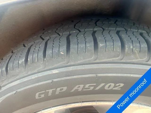 Used 2013 Gray Honda EX image 7