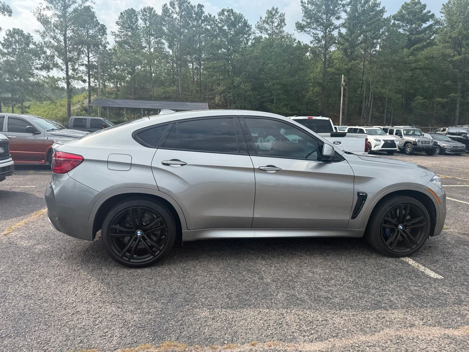 Used 2017 Gray BMW Base image 8