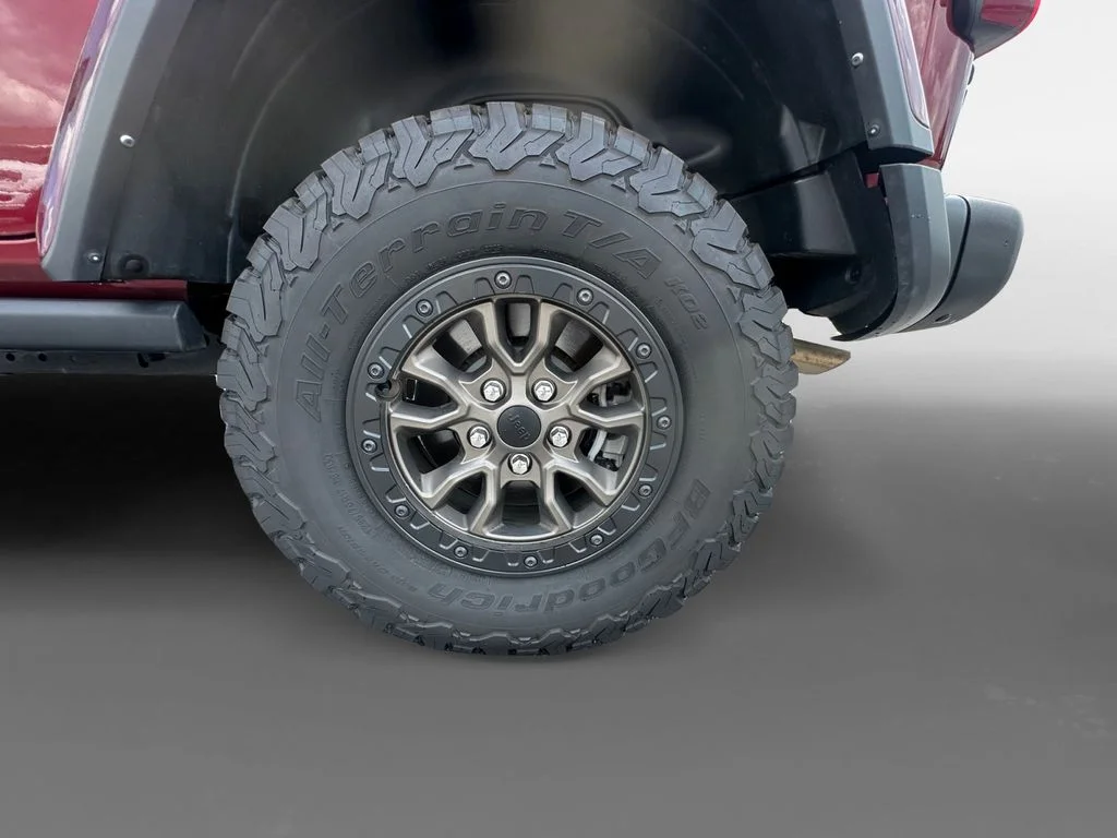 Used 2022 Red Jeep Unlimited Rubicon 392 image 8