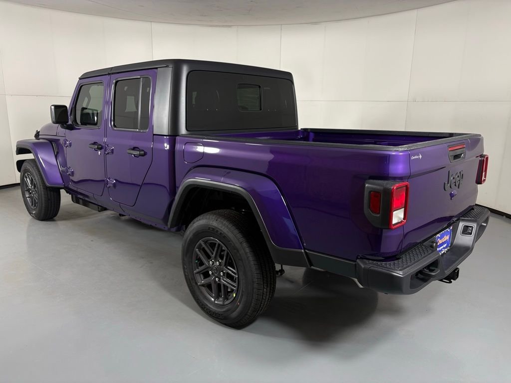 New 2026 Reign Jeep Sport S image 6