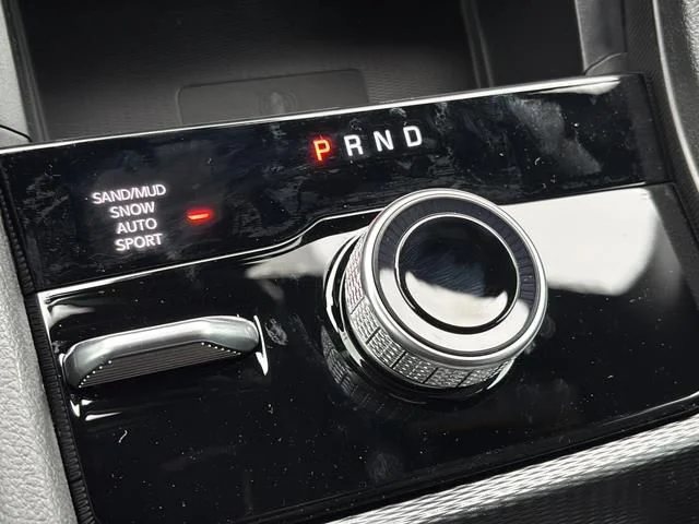 New 2025 Gray Jeep Limited image 38