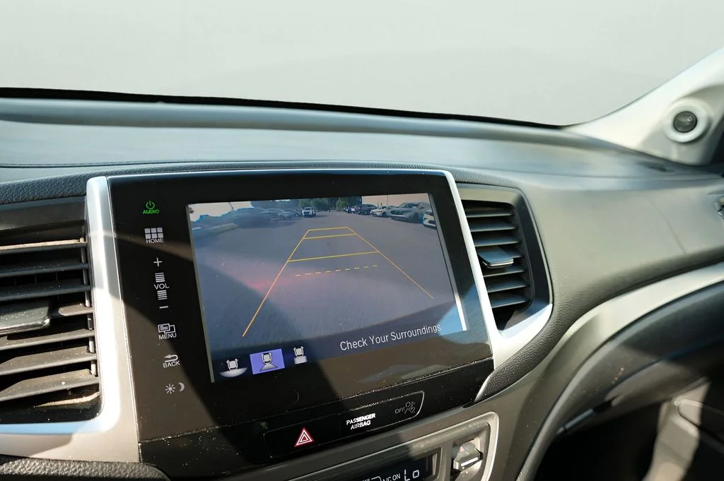 Used 2016 Black Honda EX-L image 27