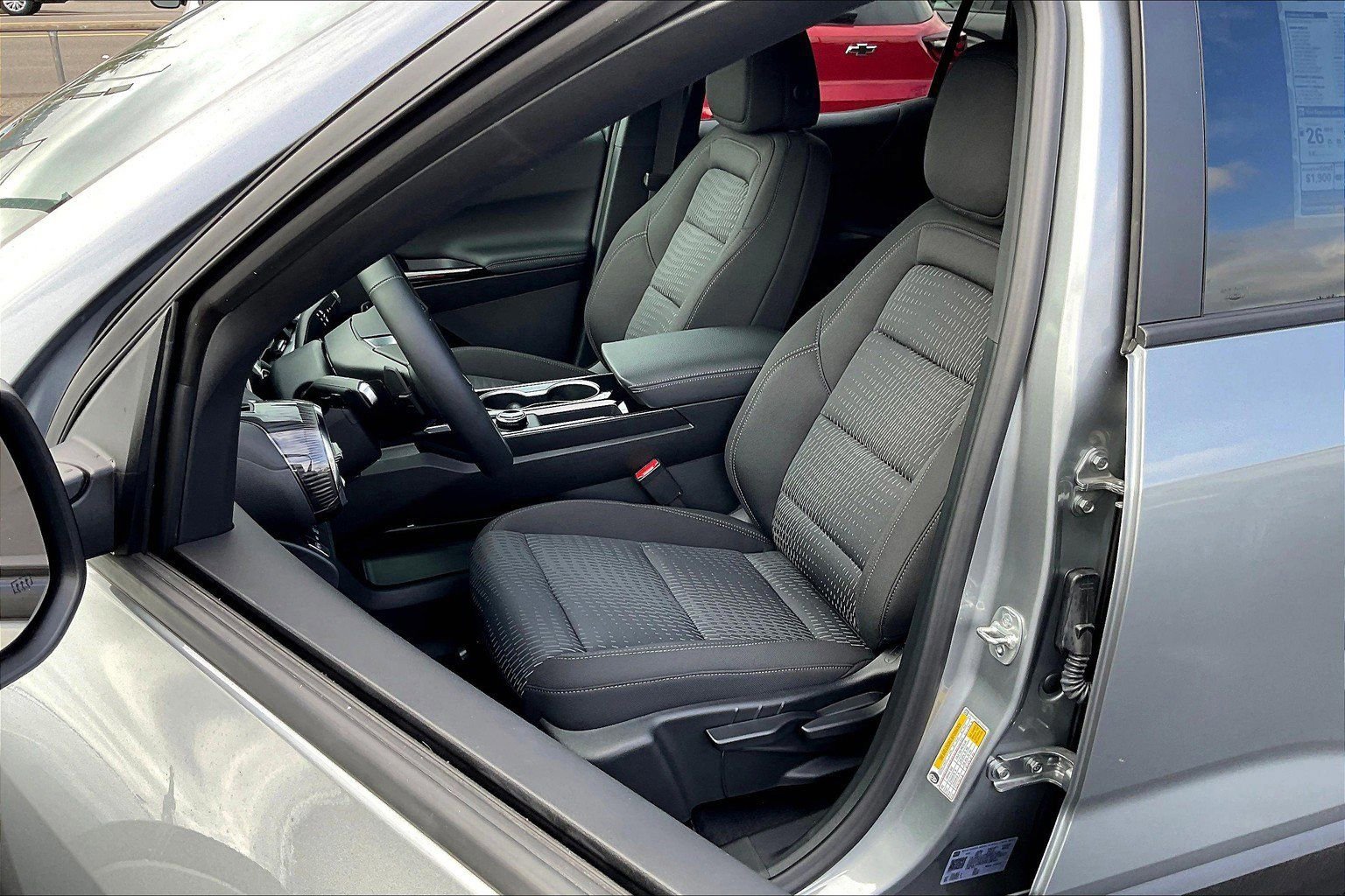 2026 Chevrolet Equinox LT - Photo 9