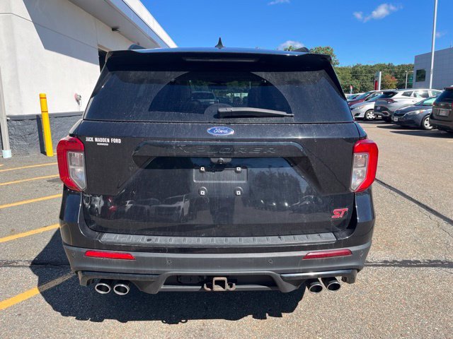 Used 2022 Black Metallic Ford ST image 4